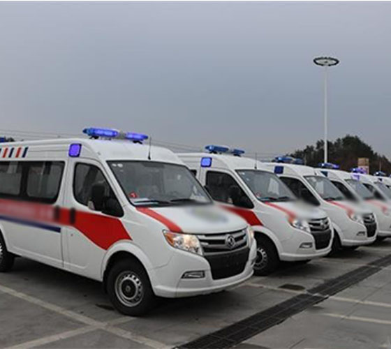 贡嘎县服务车队展示